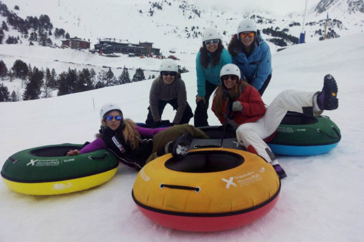 Snow tubbing and Sled dog in Andorra